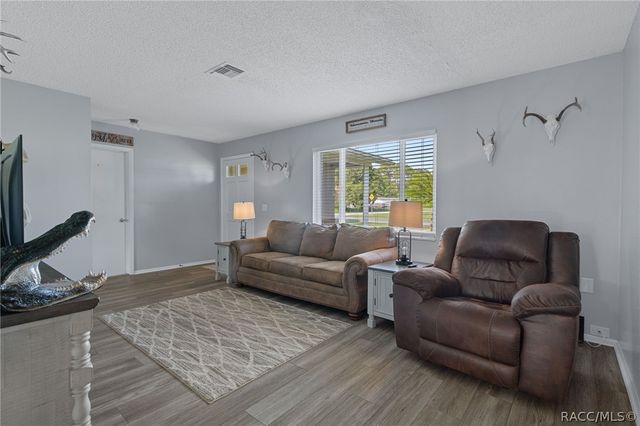 7740 W Solar Place, Homosassa, FL 34448
