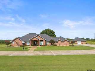 3673 County Road 4550, Mount Pleasant, TX 75455