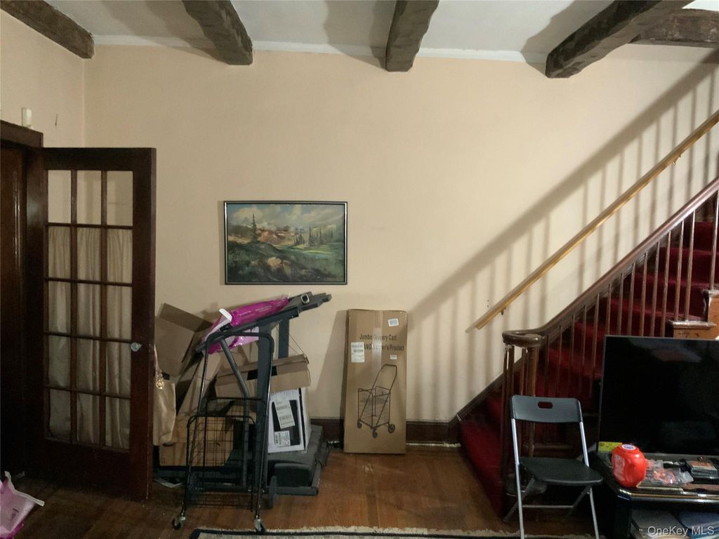 8834 Francis Lewis Boulevard, Jamaica, NY 11427 — photo 3
