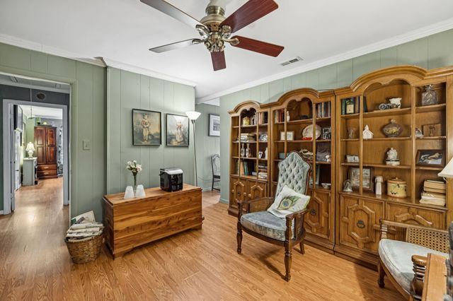 701 Hafner Rd, Charlotte, TN 37036