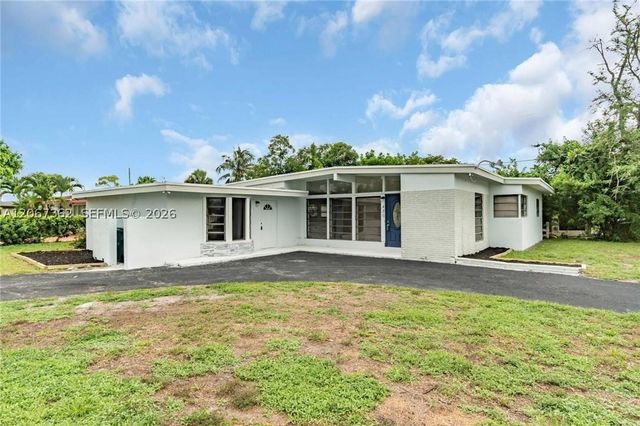486 W Evanston Cir, Fort Lauderdale, FL 33312