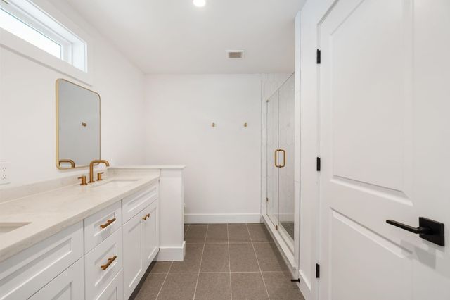 1910 Lynnview Drive, Houston, TX 77055