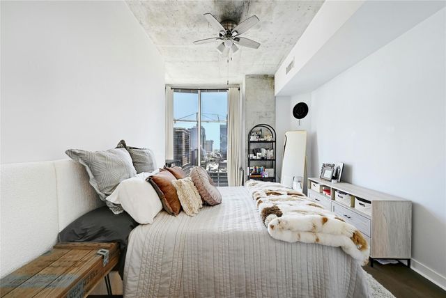 360 Nueces ST 1809, Austin, TX 78701