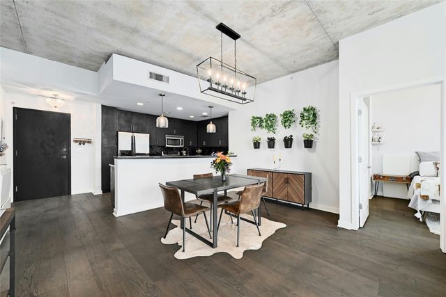 360 Nueces ST 1809, Austin, TX 78701