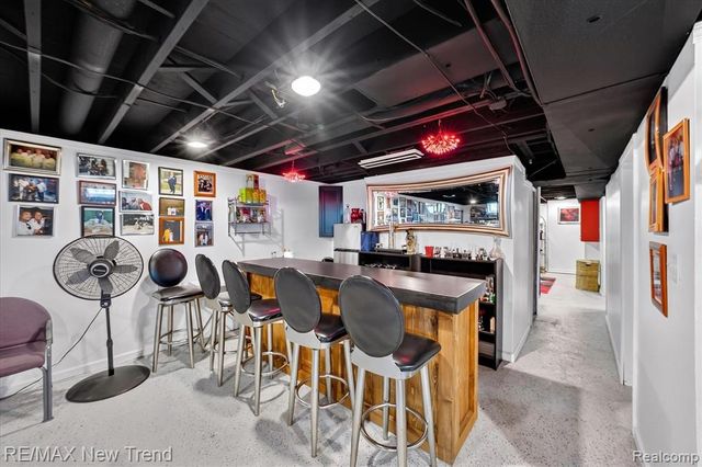 24414 Lois Lane, Southfield, MI 48075