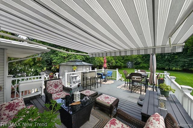 24414 Lois Lane, Southfield, MI 48075