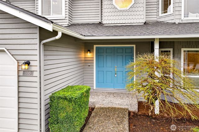 13515 173rd Place NE, Redmond, WA 98052