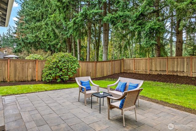 13515 173rd Place NE, Redmond, WA 98052