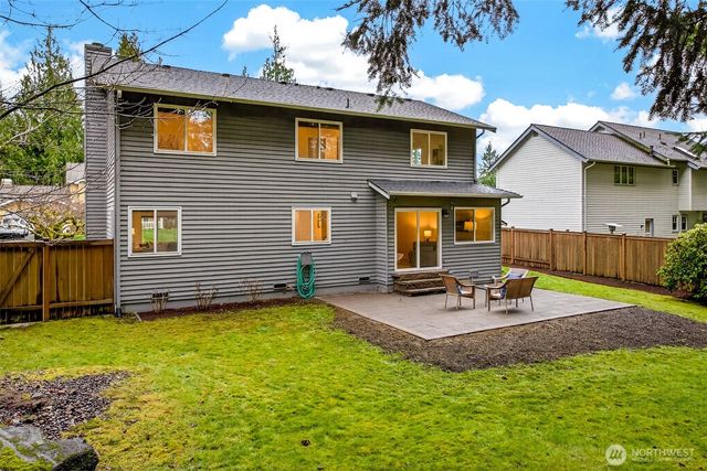 13515 173rd Place NE, Redmond, WA 98052