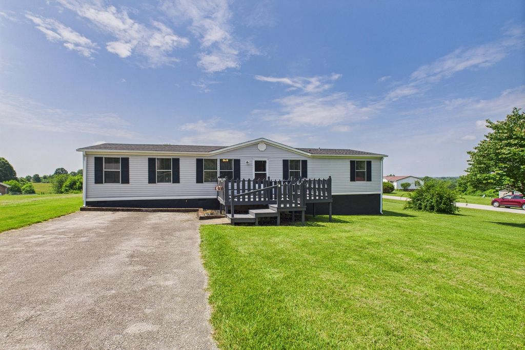 599 Ravenwood Estates, London, KY 40741