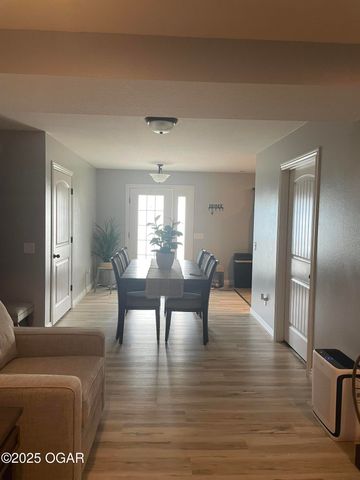 2716 S Adele Avenue, Joplin, MO 64804