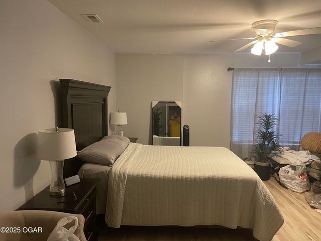 2716 S Adele Avenue, Joplin, MO 64804