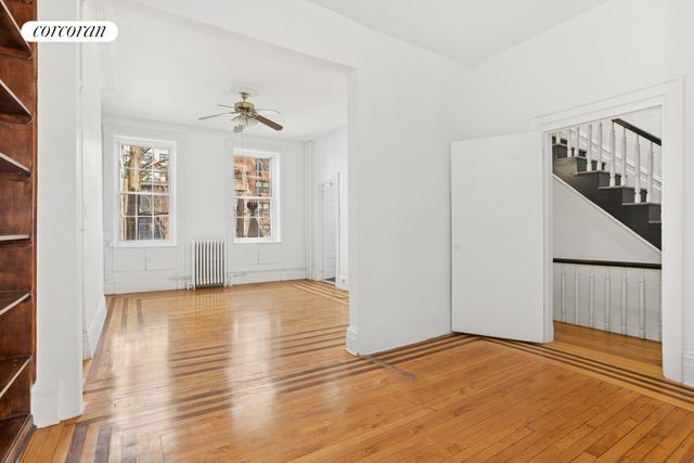 43 CHARLTON Street, New York City, NY 10014