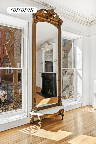 43 CHARLTON Street, New York City, NY 10014