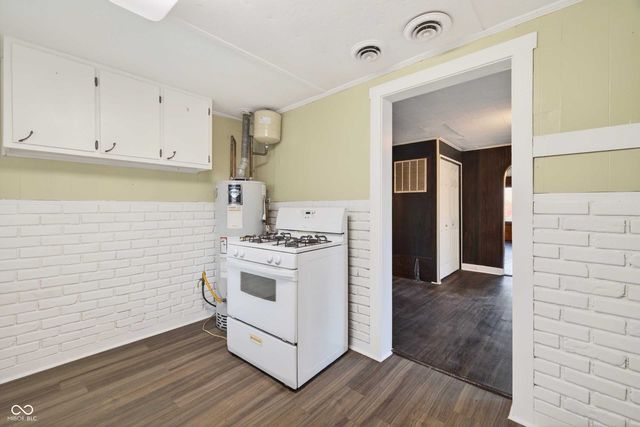 960 Stevens Street, Mitchell, IN 47446