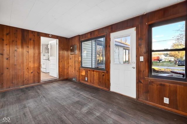 960 Stevens Street, Mitchell, IN 47446