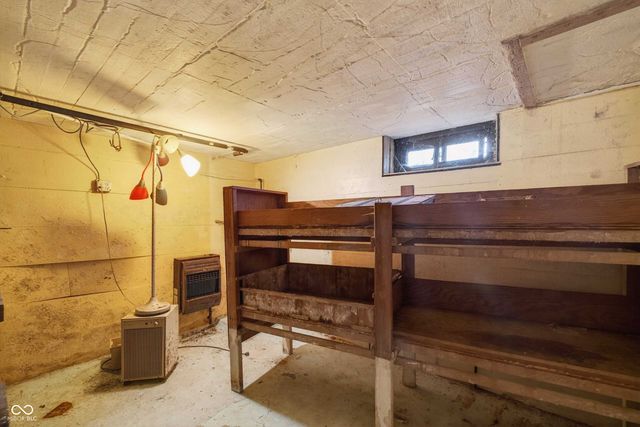 960 Stevens Street, Mitchell, IN 47446