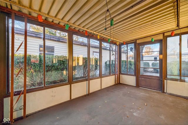 960 Stevens Street, Mitchell, IN 47446