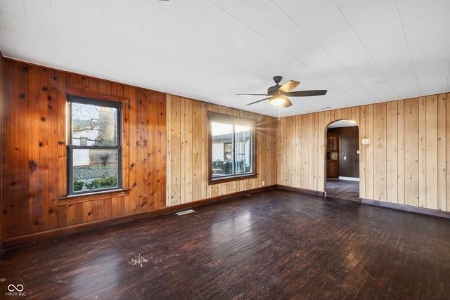 960 Stevens Street, Mitchell, IN 47446