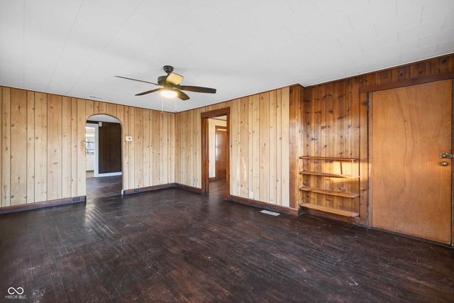 960 Stevens Street, Mitchell, IN 47446