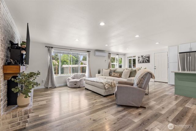 6006 16th Avenue SE, Lacey, WA 98503