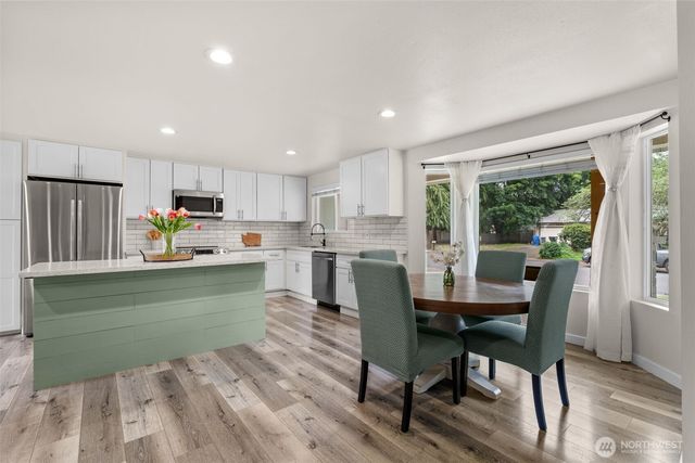 6006 16th Avenue SE, Lacey, WA 98503