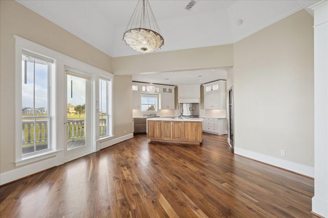 12 Big Torch, Hitchcock, TX 77563