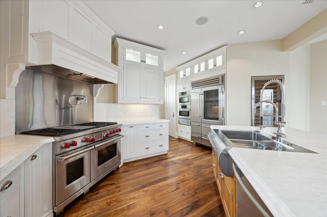 12 Big Torch, Hitchcock, TX 77563