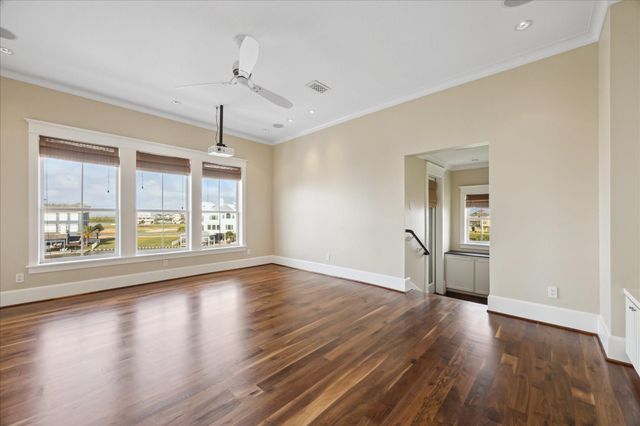 12 Big Torch, Hitchcock, TX 77563