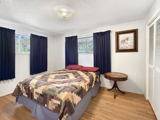 2640 Ne 8TH St, Bend, OR 97701