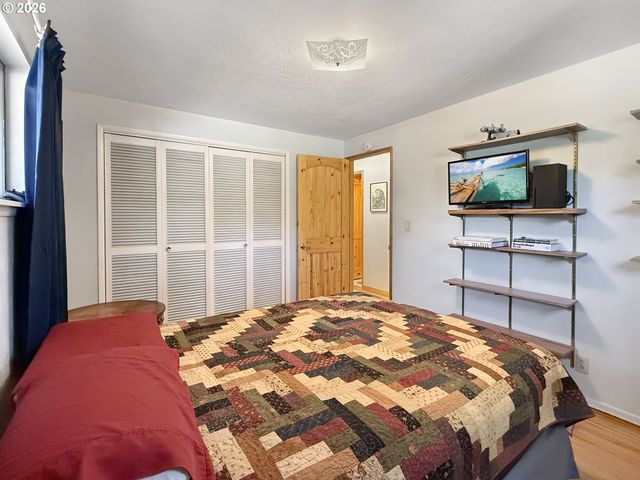 2640 Ne 8TH St, Bend, OR 97701