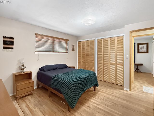 2640 Ne 8TH St, Bend, OR 97701