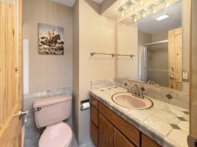 2640 Ne 8TH St, Bend, OR 97701