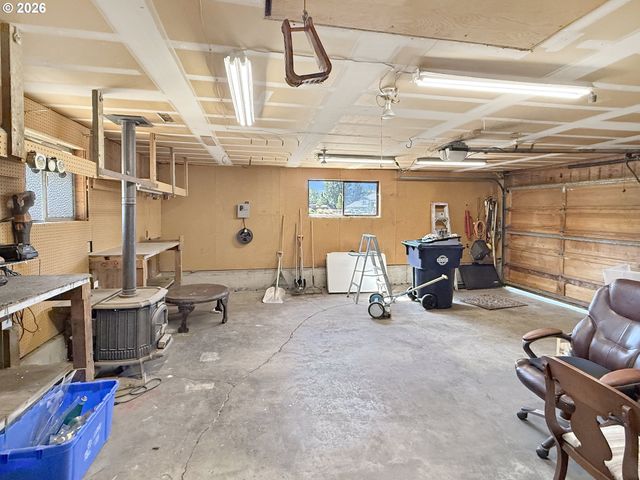 2640 Ne 8TH St, Bend, OR 97701