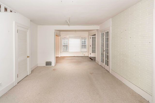 3 Shipman Circle, Ann Arbor, MI 48104