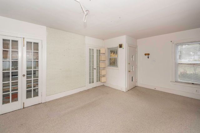 3 Shipman Circle, Ann Arbor, MI 48104