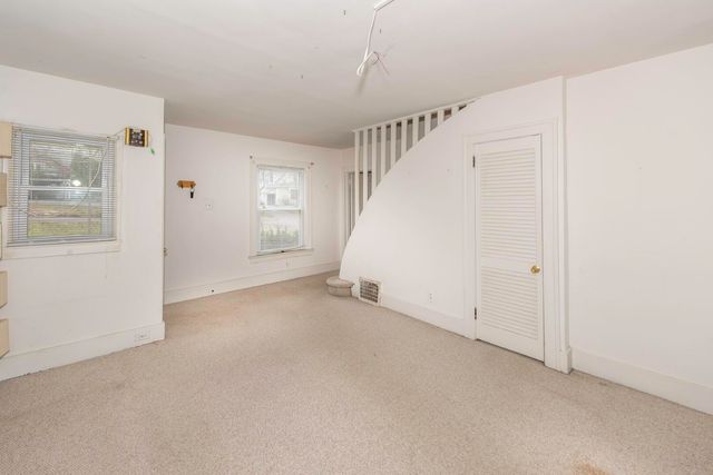 3 Shipman Circle, Ann Arbor, MI 48104