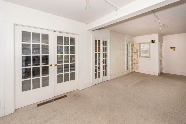 3 Shipman Circle, Ann Arbor, MI 48104