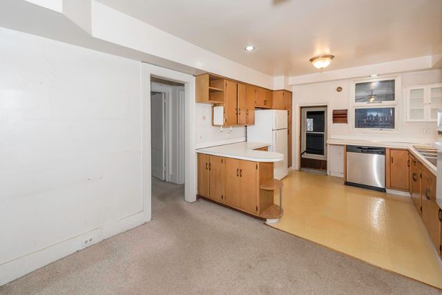 3 Shipman Circle, Ann Arbor, MI 48104