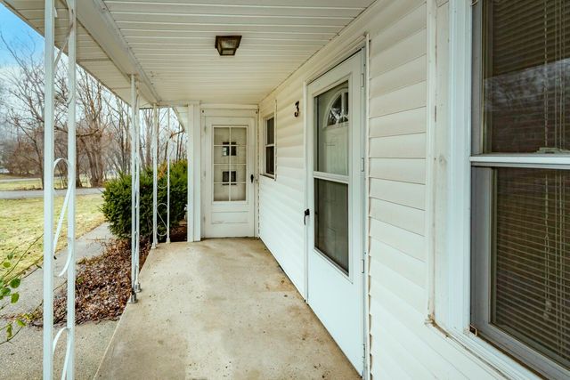 3 Shipman Circle, Ann Arbor, MI 48104