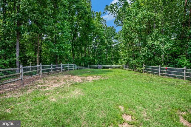 9007 MCALISTER CT, Fredericksburg, VA 22408