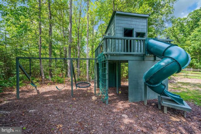 9007 MCALISTER CT, Fredericksburg, VA 22408