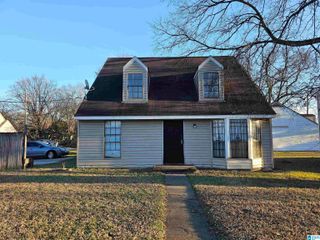 700 18th PLACE LANE SW, Birmingham, AL 35211