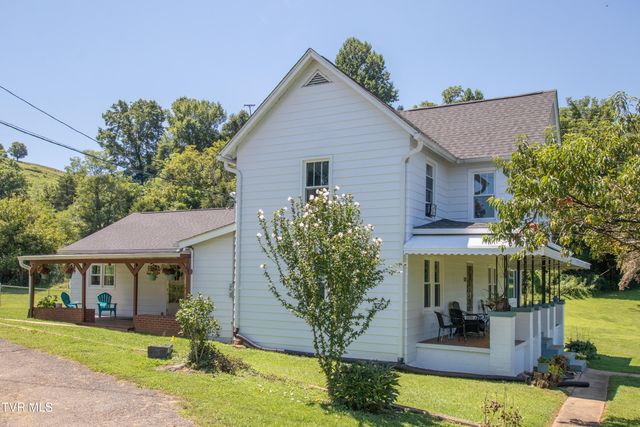 142 Hill Station Alley Road, Gate City, VA 24251
