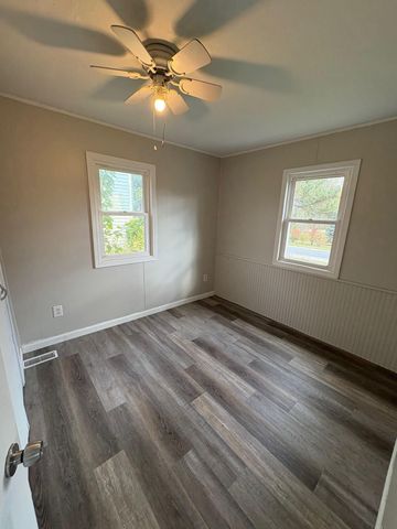 211 Clinton Street, Austin, MN 55912