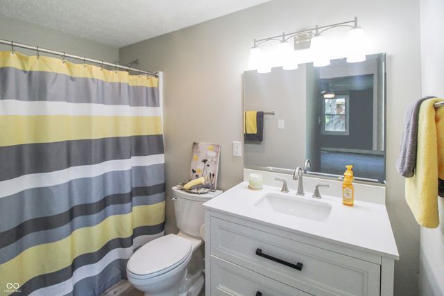 710 Hanna Street, Plainfield, IN 46168