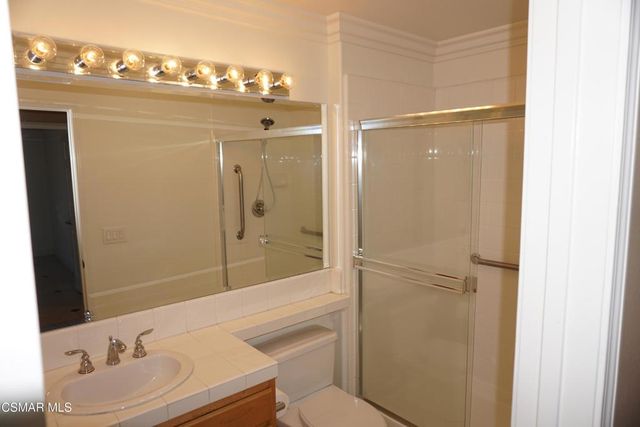 2033 Yellowthroat Place, Newbury Park, CA 91320