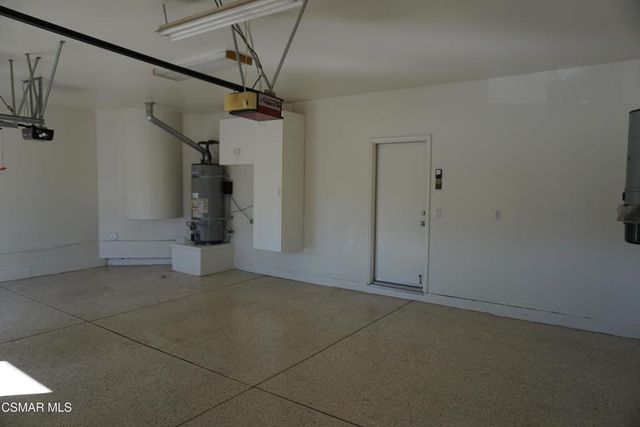 2033 Yellowthroat Place, Newbury Park, CA 91320