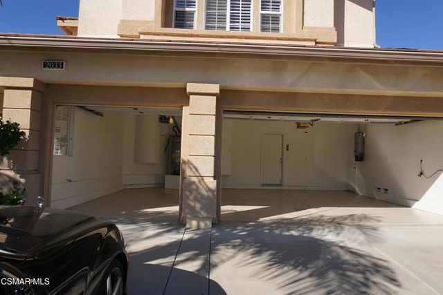 2033 Yellowthroat Place, Newbury Park, CA 91320