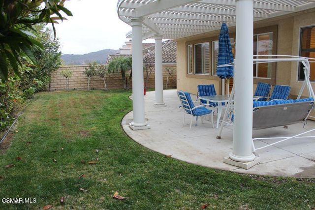 2033 Yellowthroat Place, Newbury Park, CA 91320